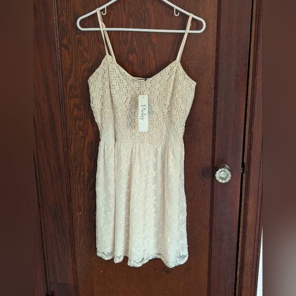 New With Tags Pinky Buckle Cream Graduation Bridal Shower Dress Size Large - Picture 1 of 6